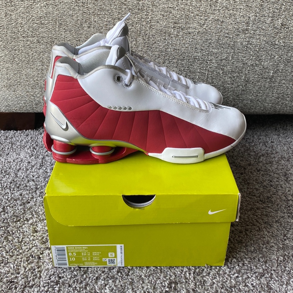 Nike Shox White/Metallic Silver size 8.5